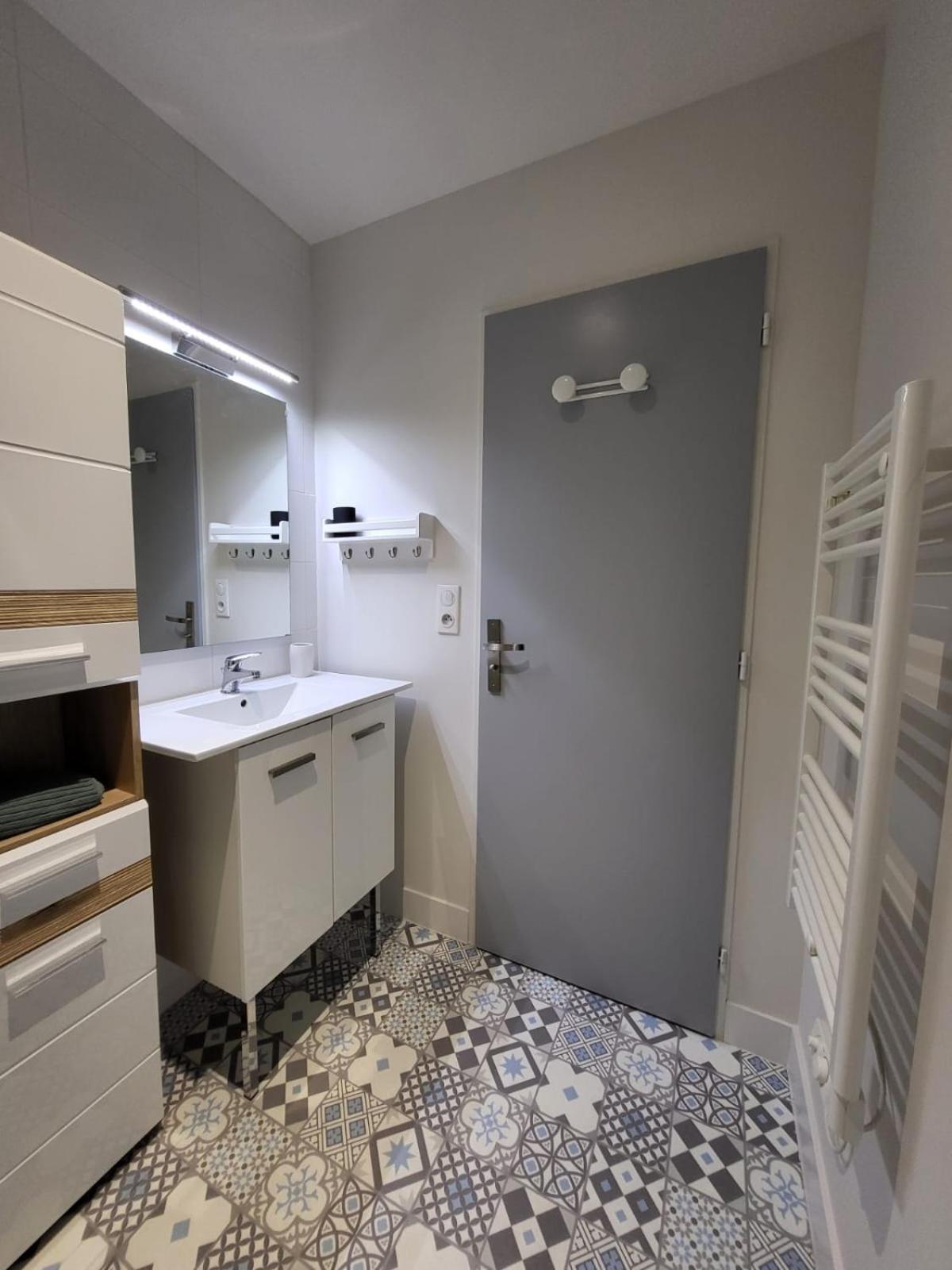 Le Patio - Appartement Calme - Hyper Centre פאו מראה חיצוני תמונה